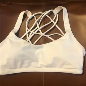Lululemon Free to be wild bra- size 6, white